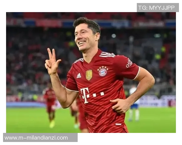 莱万重返安联球场遭拜仁球迷嘘声四起反响热烈引发热议